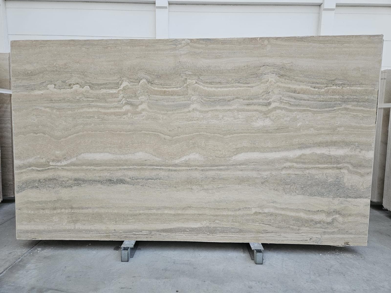 TRAVERTINO ROMANO SILVER